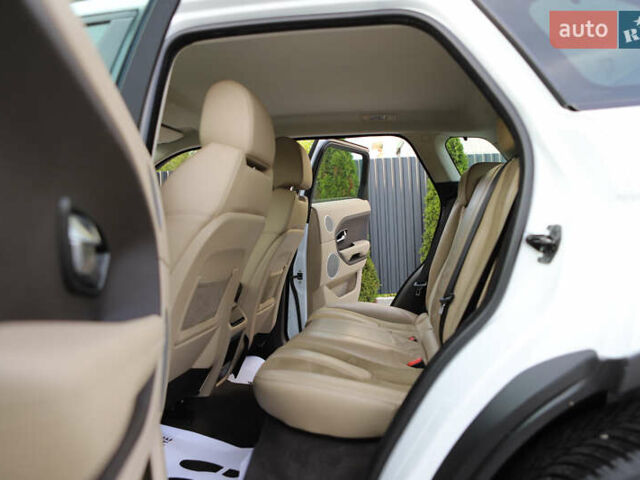 Белый Ленд Ровер Рендж Ровер Эвок, объемом двигателя 2.18 л и пробегом 108 тыс. км за 18999 $, фото 93 на Automoto.ua