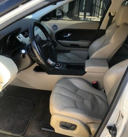 Белый Ленд Ровер Рендж Ровер Эвок, объемом двигателя 2 л и пробегом 245 тыс. км за 16300 $, фото 40 на Automoto.ua