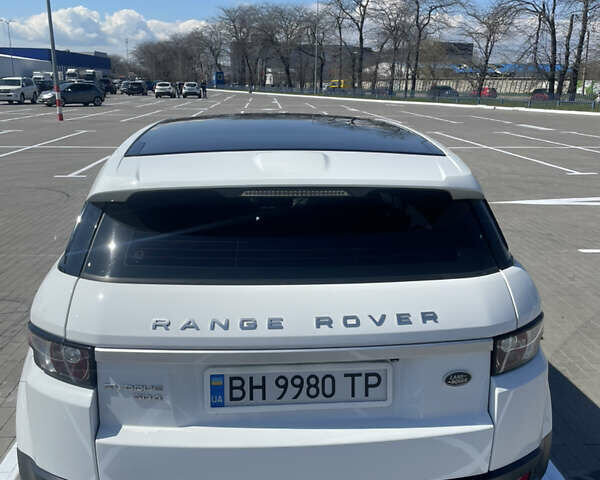Білий Ленд Ровер Рендж Ровер Евок, об'ємом двигуна 2.18 л та пробігом 152 тис. км за 21000 $, фото 7 на Automoto.ua