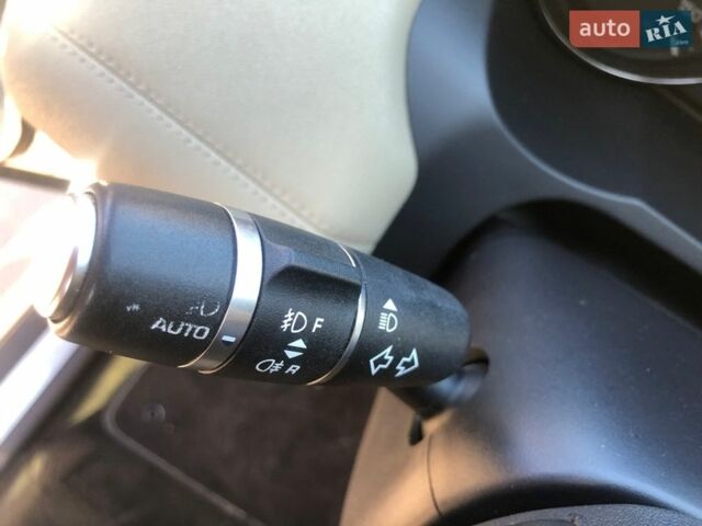 Белый Ленд Ровер Рендж Ровер Эвок, объемом двигателя 2 л и пробегом 245 тыс. км за 16300 $, фото 43 на Automoto.ua