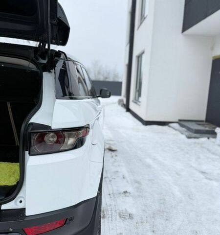 Білий Ленд Ровер Рендж Ровер Евок, об'ємом двигуна 2 л та пробігом 120 тис. км за 17900 $, фото 7 на Automoto.ua
