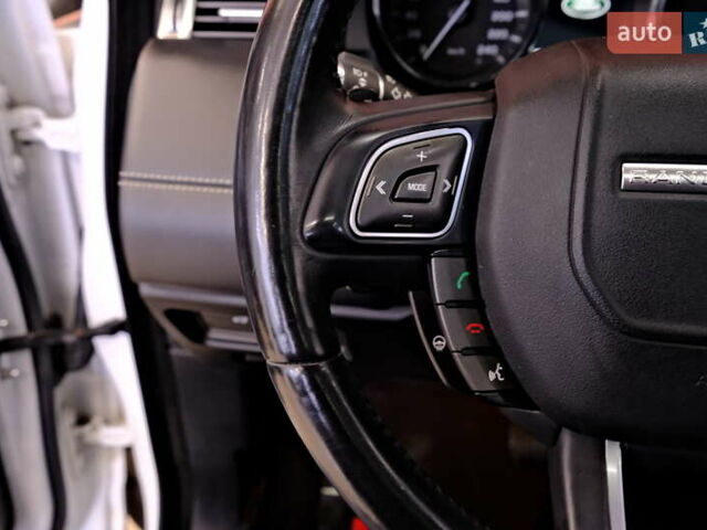 Білий Ленд Ровер Рендж Ровер Евок, об'ємом двигуна 2.2 л та пробігом 187 тис. км за 16900 $, фото 21 на Automoto.ua