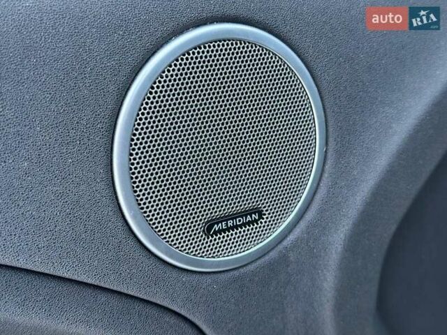 Білий Ленд Ровер Рендж Ровер Евок, об'ємом двигуна 2 л та пробігом 206 тис. км за 11800 $, фото 7 на Automoto.ua