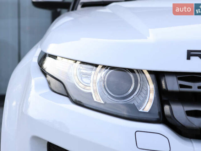 Белый Ленд Ровер Рендж Ровер Эвок, объемом двигателя 2.18 л и пробегом 108 тыс. км за 18999 $, фото 27 на Automoto.ua