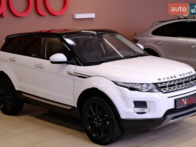 Білий Ленд Ровер Рендж Ровер Евок, об'ємом двигуна 2.2 л та пробігом 187 тис. км за 16900 $, фото 3 на Automoto.ua