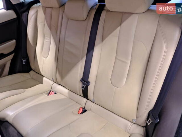 Білий Ленд Ровер Рендж Ровер Евок, об'ємом двигуна 2 л та пробігом 127 тис. км за 14900 $, фото 35 на Automoto.ua