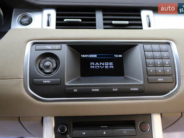 Белый Ленд Ровер Рендж Ровер Эвок, объемом двигателя 2.18 л и пробегом 108 тыс. км за 18999 $, фото 80 на Automoto.ua