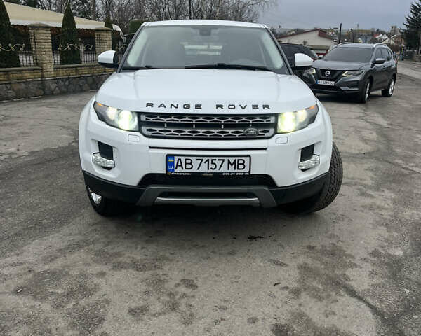 Білий Ленд Ровер Рендж Ровер Евок, об'ємом двигуна 2 л та пробігом 205 тис. км за 14300 $, фото 6 на Automoto.ua