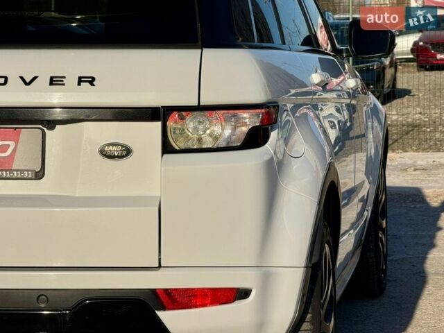 Белый Ленд Ровер Рендж Ровер Эвок, объемом двигателя 2 л и пробегом 135 тыс. км за 15500 $, фото 78 на Automoto.ua