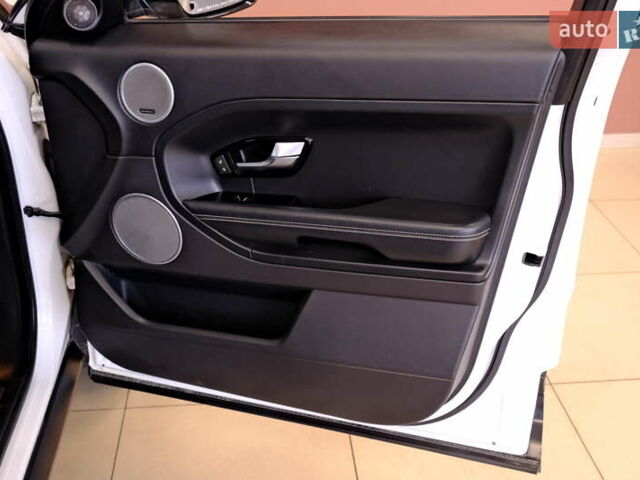 Білий Ленд Ровер Рендж Ровер Евок, об'ємом двигуна 2.2 л та пробігом 187 тис. км за 16900 $, фото 41 на Automoto.ua