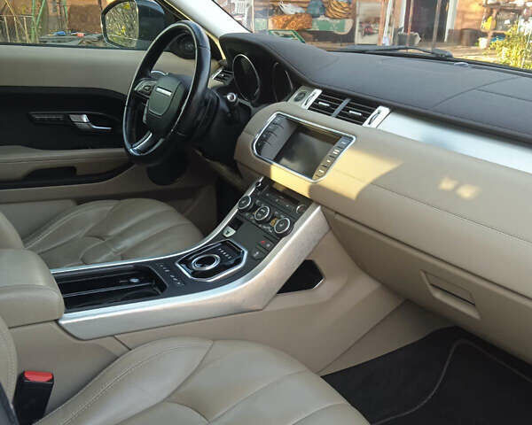 Білий Ленд Ровер Рендж Ровер Евок, об'ємом двигуна 2 л та пробігом 166 тис. км за 14500 $, фото 22 на Automoto.ua