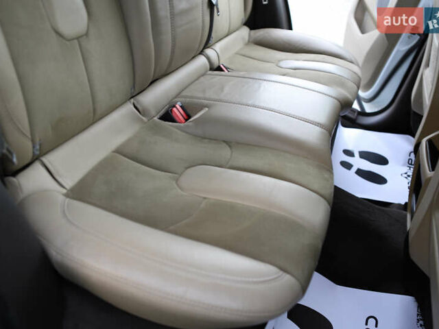 Белый Ленд Ровер Рендж Ровер Эвок, объемом двигателя 2.18 л и пробегом 108 тыс. км за 18999 $, фото 101 на Automoto.ua