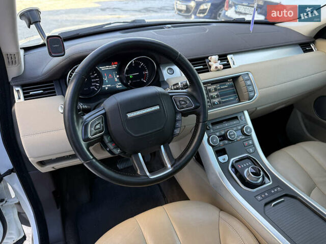 Белый Ленд Ровер Рендж Ровер Эвок, объемом двигателя 2.2 л и пробегом 115 тыс. км за 18999 $, фото 50 на Automoto.ua