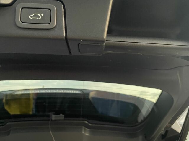 Білий Ленд Ровер Рендж Ровер Евок, об'ємом двигуна 2 л та пробігом 111 тис. км за 15999 $, фото 10 на Automoto.ua