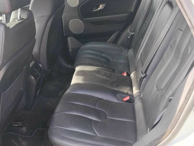 Білий Ленд Ровер Рендж Ровер Евок, об'ємом двигуна 2.2 л та пробігом 134 тис. км за 13500 $, фото 7 на Automoto.ua