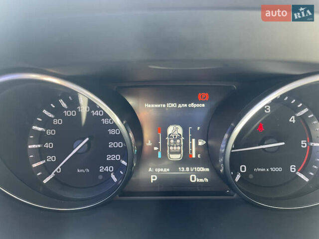 Білий Ленд Ровер Рендж Ровер Евок, об'ємом двигуна 2.18 л та пробігом 152 тис. км за 21000 $, фото 26 на Automoto.ua