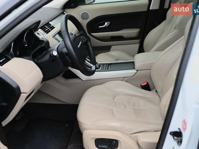 Білий Ленд Ровер Рендж Ровер Евок, об'ємом двигуна 2.2 л та пробігом 110 тис. км за 21000 $, фото 24 на Automoto.ua