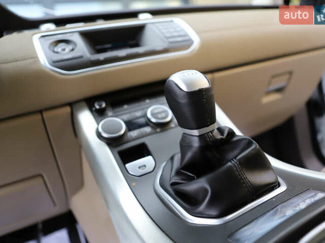 Белый Ленд Ровер Рендж Ровер Эвок, объемом двигателя 2.18 л и пробегом 108 тыс. км за 18999 $, фото 84 на Automoto.ua