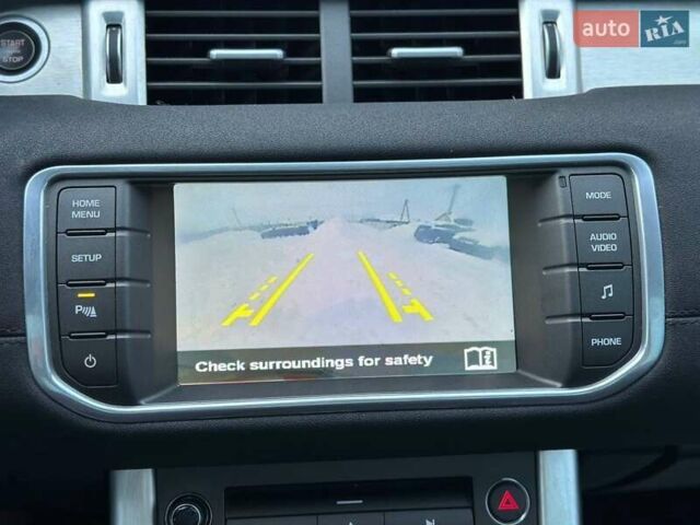 Білий Ленд Ровер Рендж Ровер Евок, об'ємом двигуна 2 л та пробігом 206 тис. км за 11800 $, фото 14 на Automoto.ua