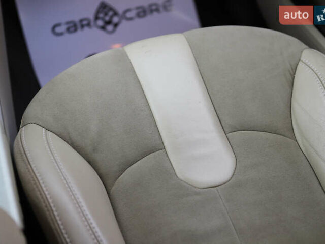 Білий Ленд Ровер Рендж Ровер Евок, об'ємом двигуна 2.18 л та пробігом 108 тис. км за 18999 $, фото 106 на Automoto.ua