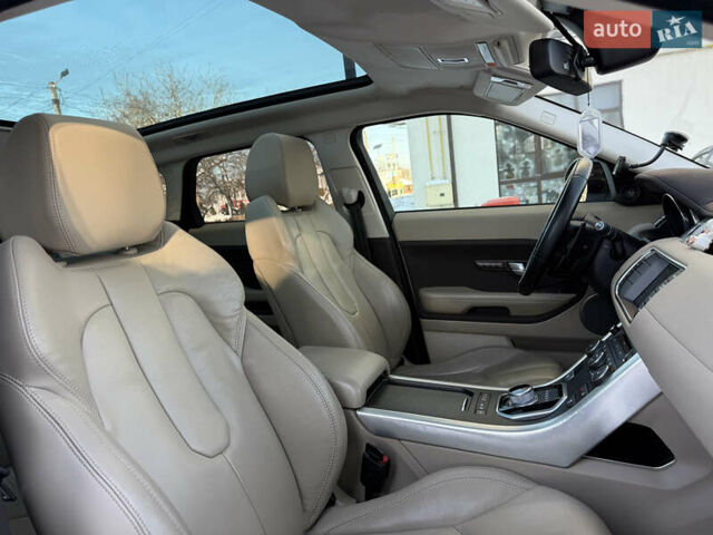 Белый Ленд Ровер Рендж Ровер Эвок, объемом двигателя 2.2 л и пробегом 115 тыс. км за 18999 $, фото 73 на Automoto.ua