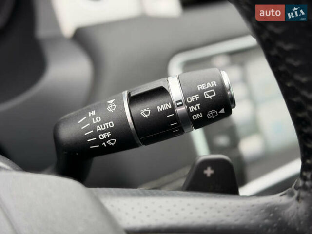 Білий Ленд Ровер Рендж Ровер Евок, об'ємом двигуна 0 л та пробігом 133 тис. км за 19999 $, фото 13 на Automoto.ua