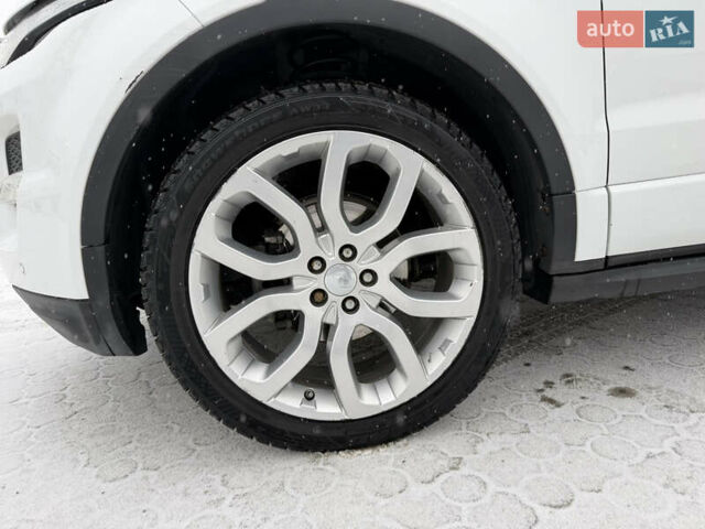 Білий Ленд Ровер Рендж Ровер Евок, об'ємом двигуна 0 л та пробігом 133 тис. км за 19999 $, фото 6 на Automoto.ua