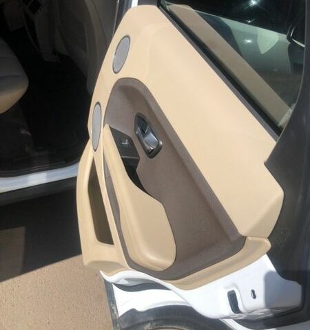 Белый Ленд Ровер Рендж Ровер Эвок, объемом двигателя 2 л и пробегом 245 тыс. км за 16300 $, фото 35 на Automoto.ua