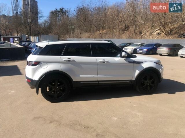 Белый Ленд Ровер Рендж Ровер Эвок, объемом двигателя 2 л и пробегом 245 тыс. км за 16300 $, фото 16 на Automoto.ua