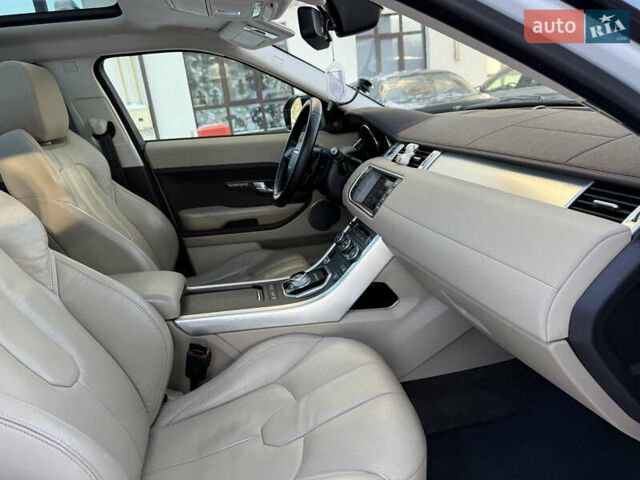 Белый Ленд Ровер Рендж Ровер Эвок, объемом двигателя 2.2 л и пробегом 115 тыс. км за 18999 $, фото 71 на Automoto.ua