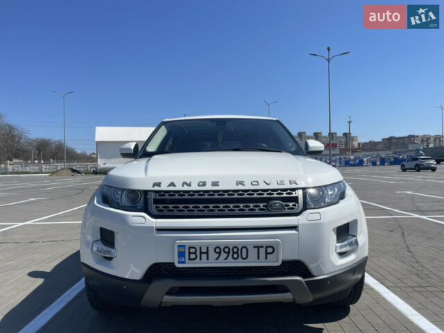 Білий Ленд Ровер Рендж Ровер Евок, об'ємом двигуна 2.18 л та пробігом 152 тис. км за 19500 $, фото 1 на Automoto.ua