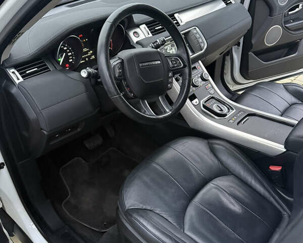 Белый Ленд Ровер Рендж Ровер Эвок, объемом двигателя 2.2 л и пробегом 110 тыс. км за 18999 $, фото 19 на Automoto.ua