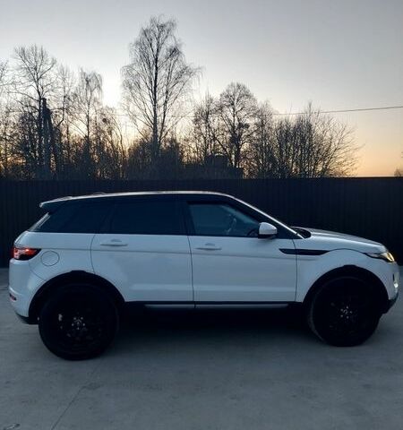 Белый Ленд Ровер Рендж Ровер Эвок, объемом двигателя 2.18 л и пробегом 197 тыс. км за 18300 $, фото 16 на Automoto.ua