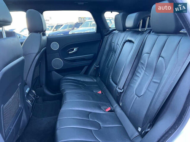 Белый Ленд Ровер Рендж Ровер Эвок, объемом двигателя 2 л и пробегом 84 тыс. км за 17800 $, фото 21 на Automoto.ua