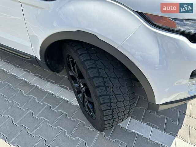 Білий Ленд Ровер Рендж Ровер Евок, об'ємом двигуна 2 л та пробігом 130 тис. км за 18000 $, фото 17 на Automoto.ua