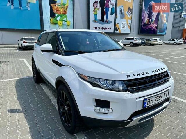 Белый Ленд Ровер Рендж Ровер Эвок, объемом двигателя 2 л и пробегом 130 тыс. км за 20000 $, фото 1 на Automoto.ua