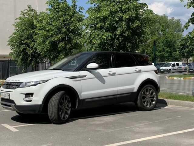 Білий Ленд Ровер Рендж Ровер Евок, об'ємом двигуна 2.2 л та пробігом 125 тис. км за 26000 $, фото 4 на Automoto.ua