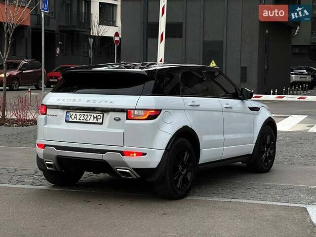 Белый Ленд Ровер Рендж Ровер Эвок, объемом двигателя 2.18 л и пробегом 140 тыс. км за 22500 $, фото 4 на Automoto.ua