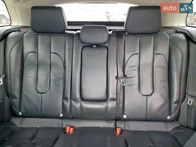 Білий Ленд Ровер Рендж Ровер Евок, об'ємом двигуна 2 л та пробігом 185 тис. км за 12700 $, фото 9 на Automoto.ua