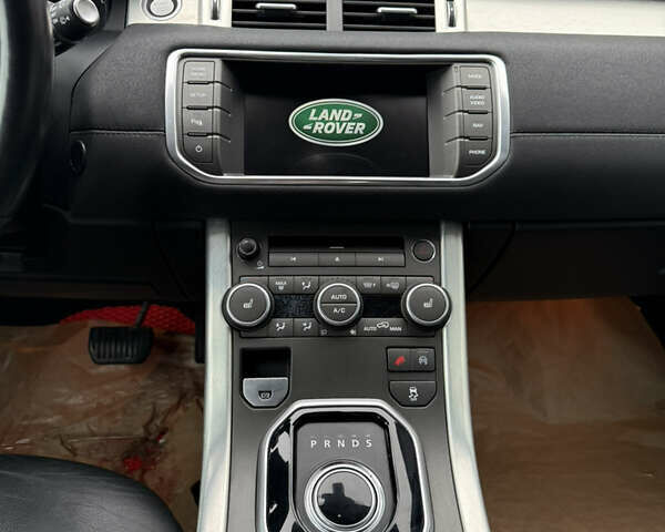 Білий Ленд Ровер Рендж Ровер Евок, об'ємом двигуна 2 л та пробігом 149 тис. км за 17500 $, фото 28 на Automoto.ua