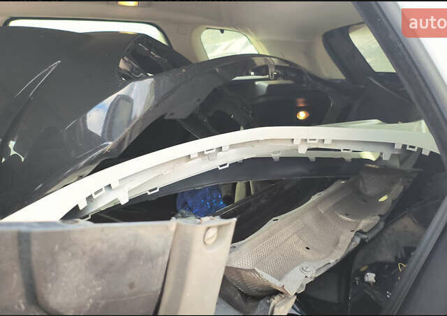 Білий Ленд Ровер Рендж Ровер Евок, об'ємом двигуна 2 л та пробігом 185 тис. км за 12700 $, фото 16 на Automoto.ua