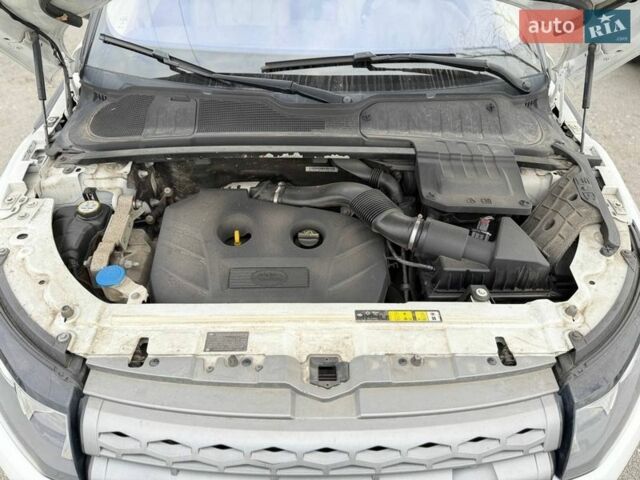 Белый Ленд Ровер Рендж Ровер Эвок, объемом двигателя 2 л и пробегом 133 тыс. км за 19800 $, фото 9 на Automoto.ua