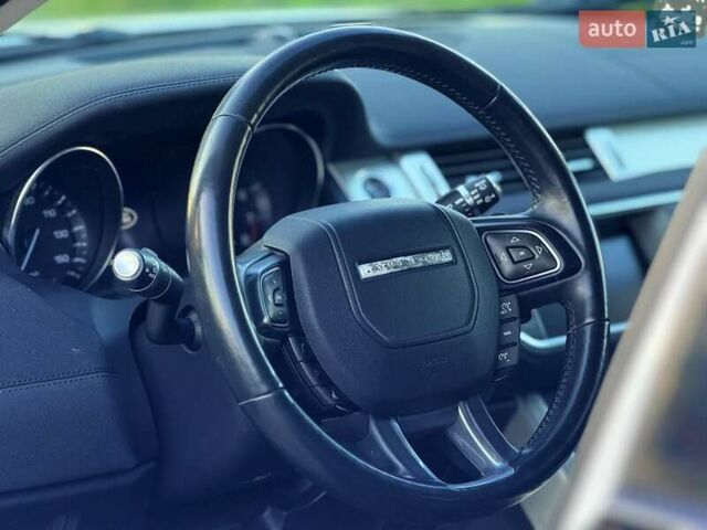 Білий Ленд Ровер Рендж Ровер Евок, об'ємом двигуна 2 л та пробігом 212 тис. км за 16800 $, фото 14 на Automoto.ua