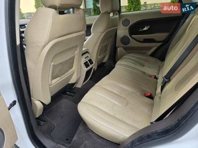 Білий Ленд Ровер Рендж Ровер Евок, об'ємом двигуна 2 л та пробігом 120 тис. км за 14600 $, фото 29 на Automoto.ua