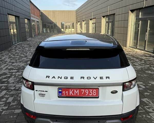 Білий Ленд Ровер Рендж Ровер Евок, об'ємом двигуна 2 л та пробігом 150 тис. км за 17500 $, фото 8 на Automoto.ua