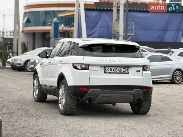 Белый Ленд Ровер Рендж Ровер Эвок, объемом двигателя 2 л и пробегом 133 тыс. км за 19800 $, фото 2 на Automoto.ua