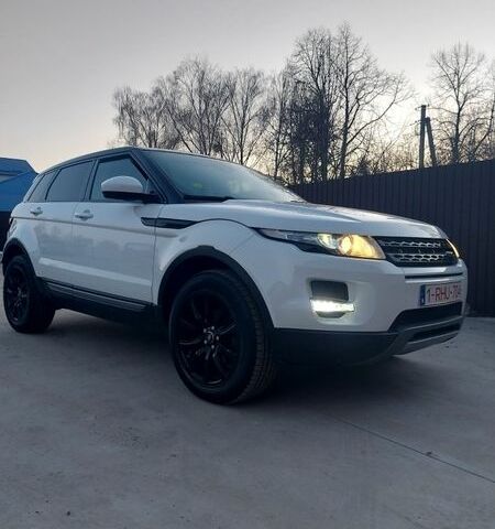 Белый Ленд Ровер Рендж Ровер Эвок, объемом двигателя 2.18 л и пробегом 197 тыс. км за 18300 $, фото 3 на Automoto.ua