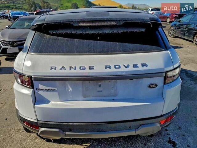 Белый Ленд Ровер Рендж Ровер Эвок, объемом двигателя 2 л и пробегом 152 тыс. км за 3700 $, фото 5 на Automoto.ua
