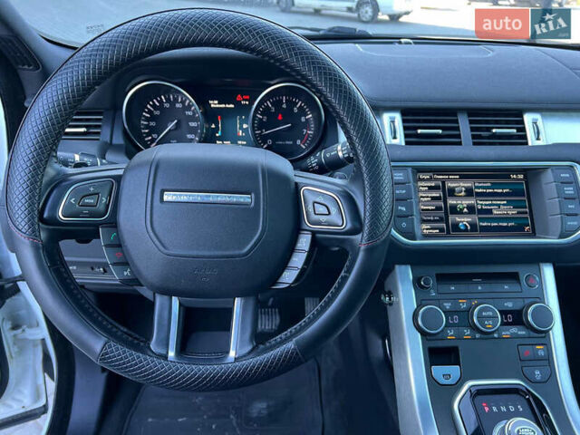 Белый Ленд Ровер Рендж Ровер Эвок, объемом двигателя 2 л и пробегом 84 тыс. км за 17800 $, фото 9 на Automoto.ua