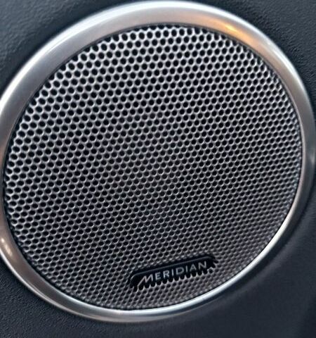 Белый Ленд Ровер Рендж Ровер Эвок, объемом двигателя 2.18 л и пробегом 197 тыс. км за 18300 $, фото 37 на Automoto.ua